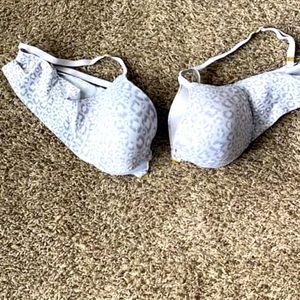 Victoria Secret Bras 36 D both